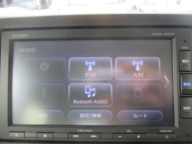 様々なオーディオソースで長時間のドライブでも退屈させません♪