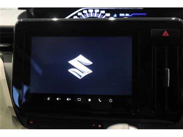 メモリーナビです！純正ナビは機能も見た目も良いですよ！