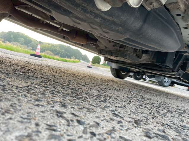 ご納車前に外装の気になる箇所は修理させていただくことも可能です！お気軽にご相談くださいませ♪