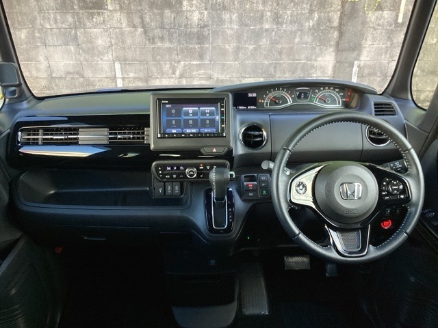 私たちは、 Honda製品やサービスを通し、ご利用いただく方の移動や日々の暮らしにおいて、より快適で安心できるモビリティライフをサポートすることで九州の皆様に愛される企業を目指しています。