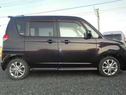 当店は自動車特定整備事業認証工場及び自動車整備振興会員です。納車前点検整備から車検整備、法定定期点検、オイル交換等アフターサービスもしっかり対応出来ますので何でもお気軽にご相談下さい。