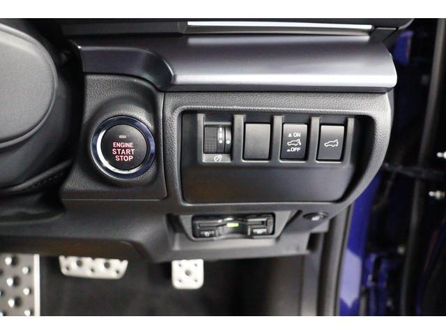 鍵の出し入れ無しにエンジンのオンオフもワンタッチです