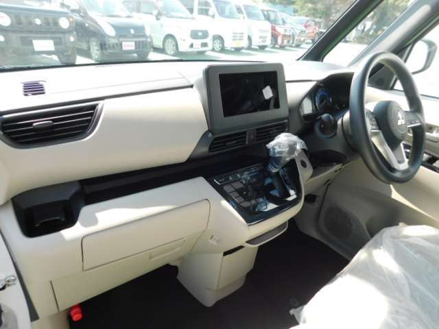 おしゃれな色調の内装です。