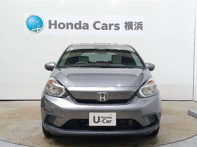 Honda認定中古車はU-Select保証1年付きで、有料で最長5年まで延長可能です。またU-Select　Premium保証の中古車は無料保証2年付きで、有料で最長5年まで延長可能です。
