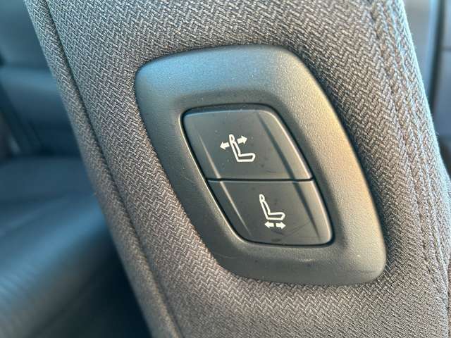 【1列目シート】現車の確認はお電話でも承っております。