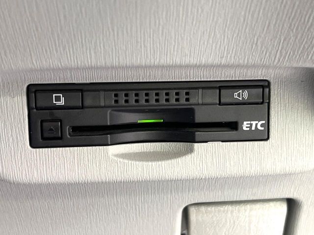 【ETC】高速道路の料金所をストレスなく通過！話題のスポットやサービスエリアに多い「スマートIC」利用時は必須のアイテムです。当店でセットアップを実施、ご納車当日からすぐにご利用いただけます！