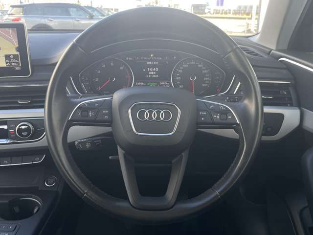 LIBERALAは、輸入車選びの新たなスタイルを提案するインポート・セレクト・ブランドです。オーナー様となる方がクルマから直接感じる感性を第一にした、最良の一台との出会いをコーディネートいたします。