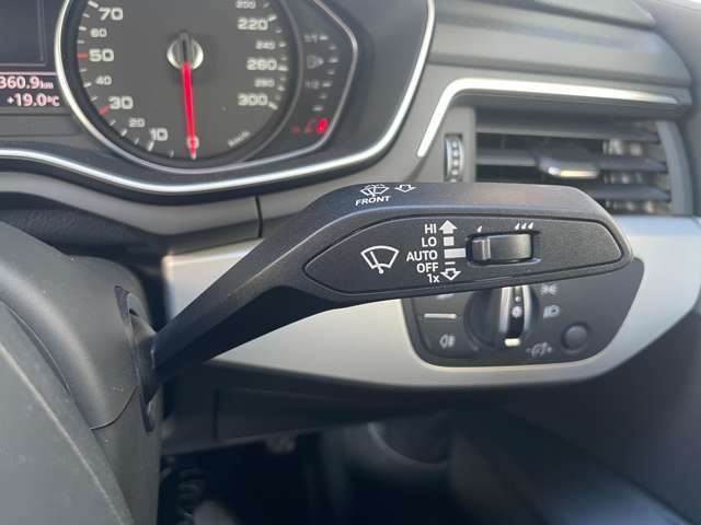 安心の性能保証！最長10年間(有償)※、走行距離無制限！※長期保証を付帯できる車両には条件があります。保証の付帯,期間,範囲,内容,適用には一定の条件がございます。詳しくは店舗スタッフまでお問い合わせ下さい。