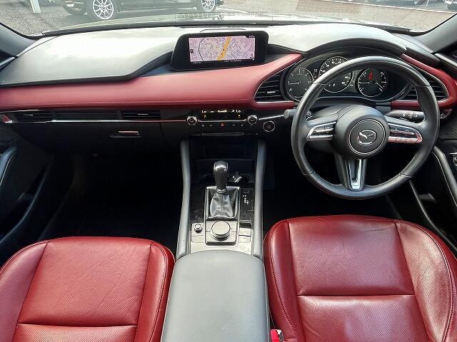 R1年式　MAZDA3　ファストバックXDバーカンディセレクション入庫いたしました！