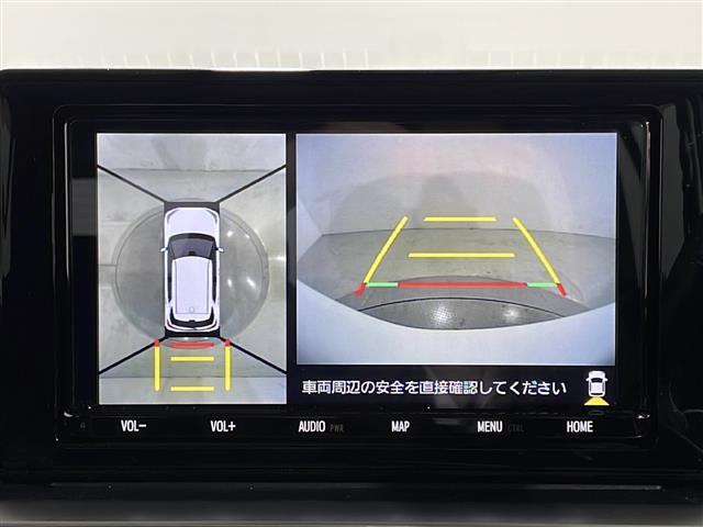 【パノラミックビューモニター】クルマを真上から見下ろした視点で駐車をサポートします！クルマの斜め後ろや真横など、いち早く障害物に気が付くことができます。