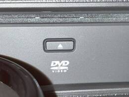 【DVD/CD/地デジTV】お好みのDVDやCDを入れて頂き、見たり聞いたりすることが可能！