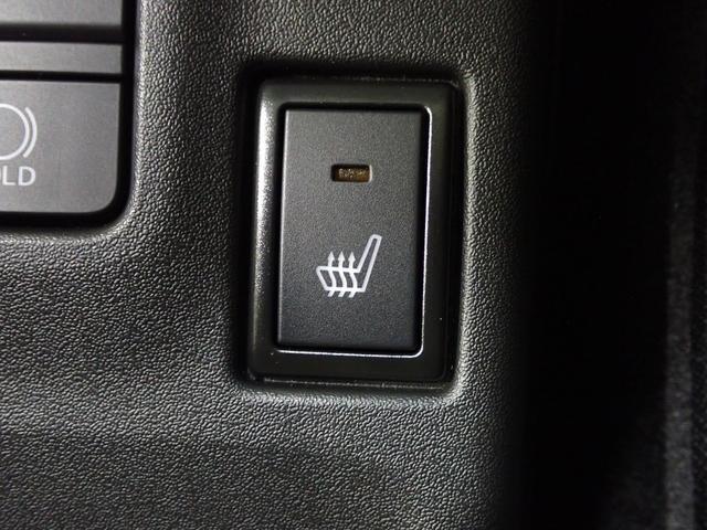 【シートヒーター】心も体も温めてくれるシートヒーター機能が付いています！寒い日でも快適に運転が出来ます♪