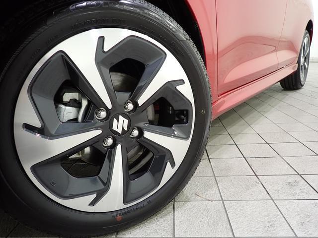 アルミホイール付！鉄ホイールと違って軽いので燃費にも影響してきます。ガソリンの高騰に少しは貢献します！足元がきまります。