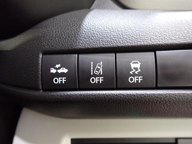 横滑り防止装置付き。運転の安全性を高めてくれる装置です。滑りやすい路面であっても、自動的にブレーキをかけスムーズに走行ができるシステムです。