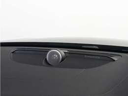 【Bowers＆Wilkins】世界のオーディオファン垂涎のプレミアムサウンドシステムを搭載。コンサートホールのベストポジションに相当する音場空間を忠実に再現。乗る人すべてに驚きの音響体験を提供します