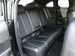 【車内ルームクリーニング済】展示前に内装・外装をプロがしっかりとクリーニングしております。