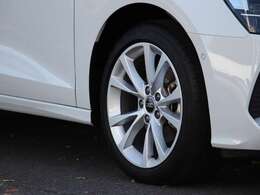 アルミホイール 5Vスポークデザイン 8J×17/タイヤ225/45R17