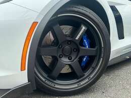 VOLK RACING TE37 ultra TRACK EDITIONII装備。純正ホイール4本付き。