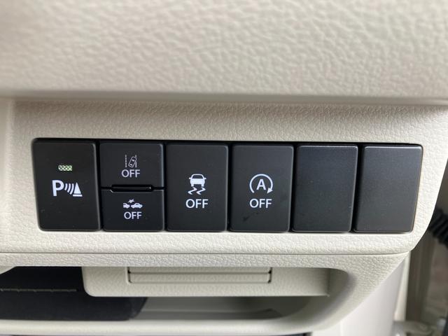 各機能の切り替えボタンは運転席前方の手の届きやすい場所に配置してあります。