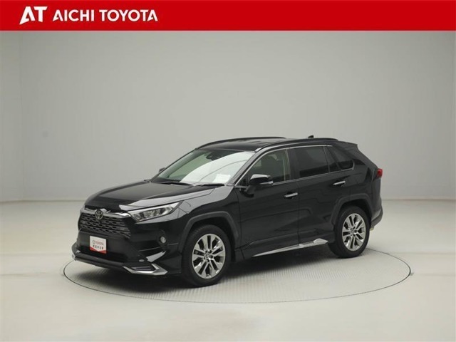 『TOYOTA認定中古車』は「まるごとクリーニング」で綺麗な内外装、「車両検査証」はプロによるチェック、買ってからも安心の「ロングラン保証」、3つの安心安全を標準装備したトヨタのブランドU-Carです