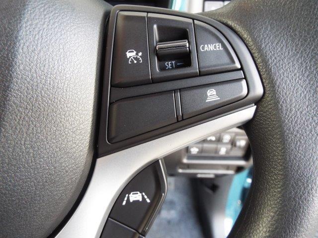 高速道路も快適なクルーズコントロール付き！