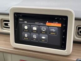 【純正ナビ】人気の純正ナビを装備。オーディオ機能も充実しており、Bluetooth接続すればお持ちのスマホやMP3プレイヤーの音楽を再生可能！毎日の運転がさらに楽しくなります！！