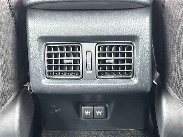 【エアコン吹き出し】みなさまのお車選びのお手伝いをさせてください！スタッフ一同心よりご来店、お問い合わせをお待ちしております！