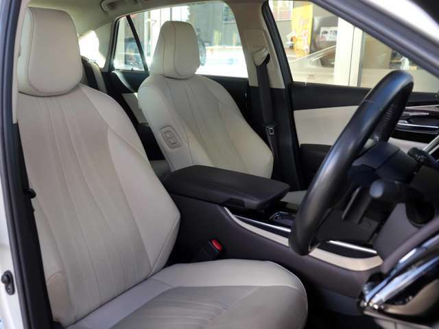 内外装クリーニング済みです！車両品質には自信がございます！是非お気軽にご来店下さい！