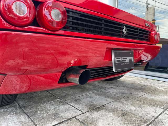 V12サウンドしっかり暖気が必要ですがそういうことも楽しみの一つ