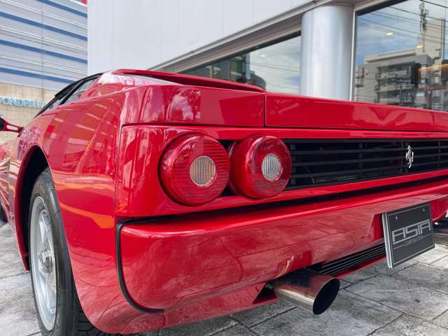 テールランプのお写真となります。F512M用