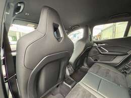 全車、BMWに精通するメカニックにより各車の泣きどころをきっちり整備・修理しており、ご安心して永くいつまでもお乗りいただけるようご提案させていただいております