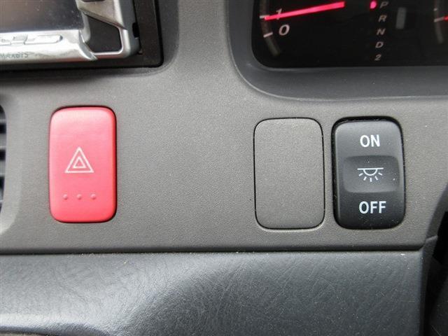仕入れ時、在庫時、納車時と複数回にかけて清掃いたします！！