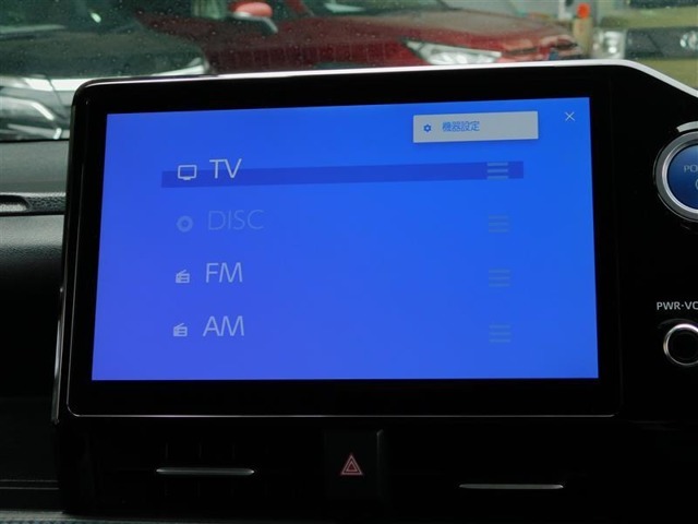 フルセグやBluetoothオーディオ再生機能付き