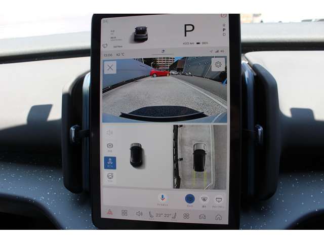 更に360°ビュー表示も可能です　車を上から見下ろしたように車外を確認できるため、一切の死角がない状態で駐車が可能です