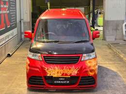 来店予約で成約を頂いたお客様には当店オリジナルの除菌消臭プランをプレゼント！車内の気になる臭いを解消するためにオゾン発生器を使用し、強力に除菌脱臭し二酸化塩素除菌消臭剤 SEAL OFFを使用して消臭します。