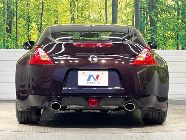 安心の最長10年・走行無制限保証（有償）をご用意。保証内容も充実はもちろん、無料点検＆オイル交換や、年中無休の全国・24時間ロードサービスも付帯されておりますのでご安心下さい。