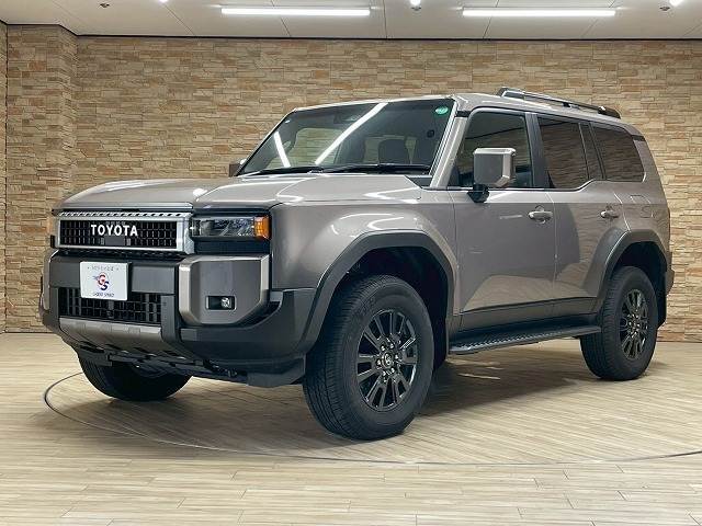お車ご成約時の付帯率は驚きの90％OVERのキーパーガラスコーティング。雨が降れば、まるで洗車したかのような美しさ。納車後のメンテナンスも楽々。是非一度お試し下さい。