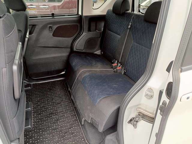 モーターネットはあいおいニッセイ同和損保代理店です。任意保険も当社にて加入下さい。お客様とお車の安全をお守りいたします。無料お見積り致しますのでご相談下さい。新たなカーライフに、一層の安心をご提案☆