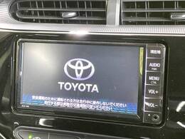 【純正ナビ】人気の純正ナビを装備しております。ナビの使いやすさはもちろん、オーディオ機能も充実！キャンプや旅行はもちろん、通勤や買い物など普段のドライブも楽しくなるはず♪