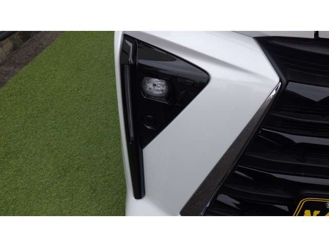 目立つ傷・凹みは綺麗に修正後、納車致します！ご安心くださいませ。