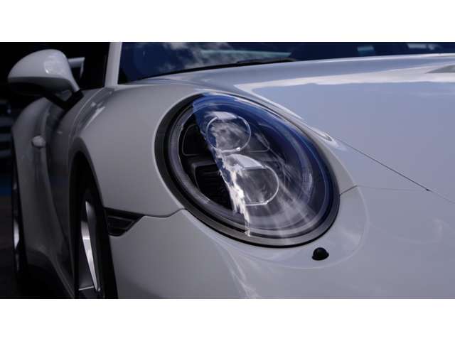 ヘッドライトはLED（PDLS＋）です