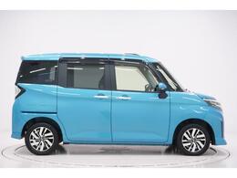 県内13店舗にて常時500台以上ダイハツ車を展示中です。見て、触って、納得のいく一台をぜひ見つけてください。