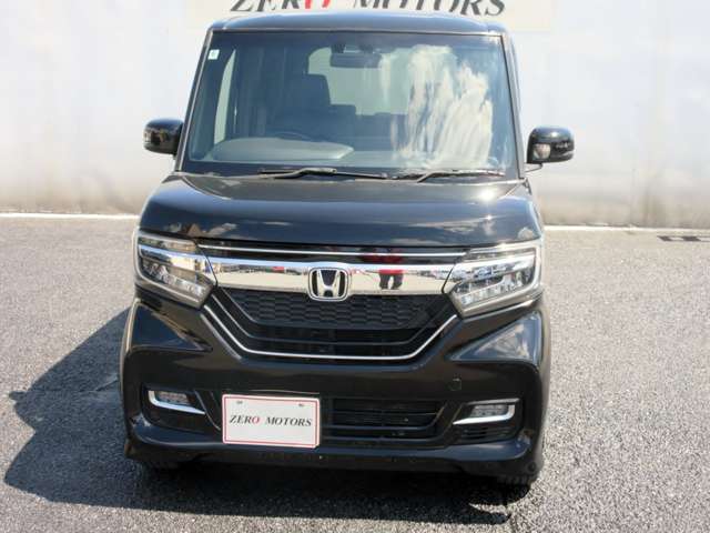 400台以上の大型展示場！【コンパクトカー＆軽自動車専門店】