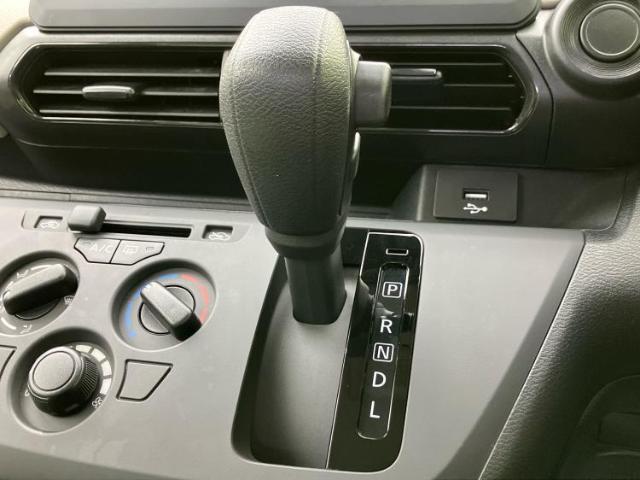 お車に合わせて無料保証以外にも、保証範囲、期間、距離を拡充させた有料保証もご用意しております！中古車の購入が初めてで不安・・・というお客様もご安心ください！