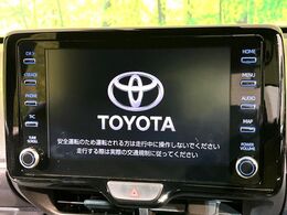 【メーカー純正ナビ】インテリアに溶け込むスタイリッシュな「専用設計」メーカーナビを装備♪視認性や操作性など基本性能にも優れ、より上質なカーライフをお楽しみいただけます。
