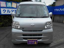 ◆道路沿いには展示車が数台並んでおります！展示車以外でもご希望のお車を探す事も可能なのでお気軽にご来店ください♪