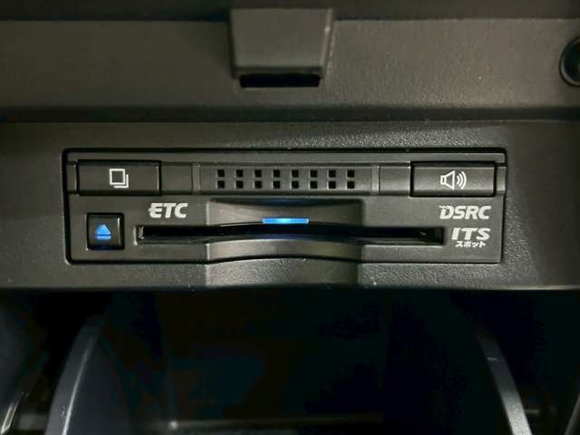 【ビルトインETC】装備済み☆長距離ドライブの必需品！高速道路の料金所も楽々通過できますね♪