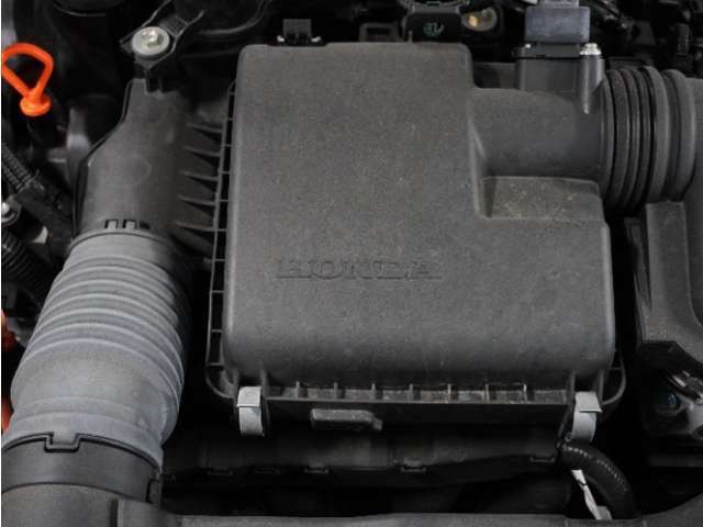 エンジンルームもクリーニング済みです。販売後、専任のメカニックが大切に整備させて頂きます。