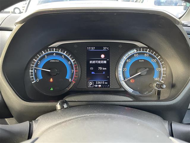 【スピードメーター】メーターがシンプルで見やすく運転しやすいですね！