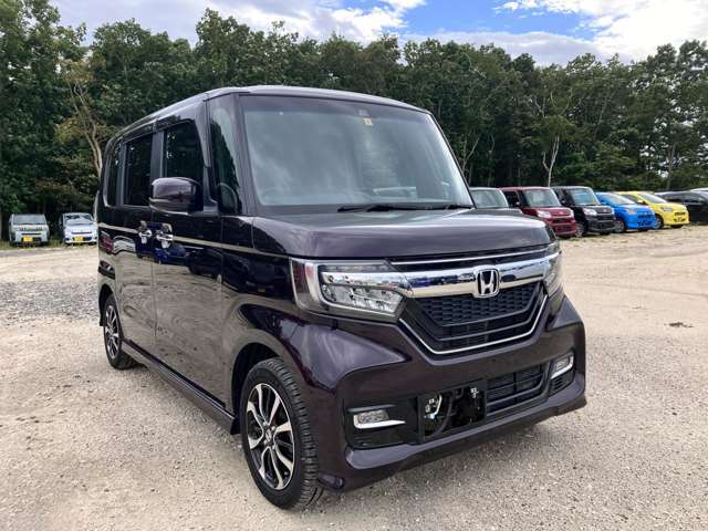 スズキ・ダイハツのサブディーラーとして全国販売優秀の実績！オールメーカーの軽未使用車・中古車はもちろんのこと、コンパクトカー・エコカーなどの普通車も豊富に在庫を取り揃えています！